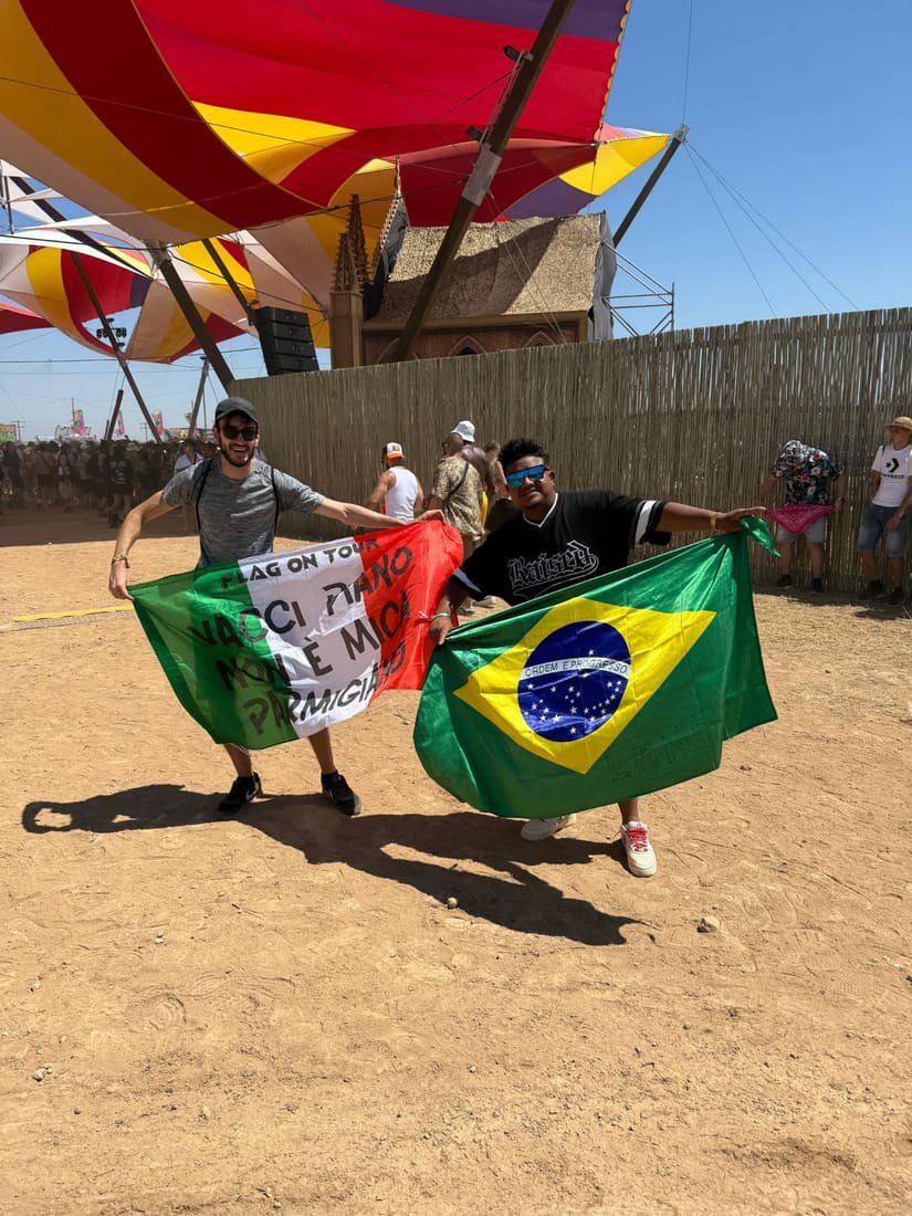 Bandiera Flag On Tour: Vacci piano non è mica parmigiano