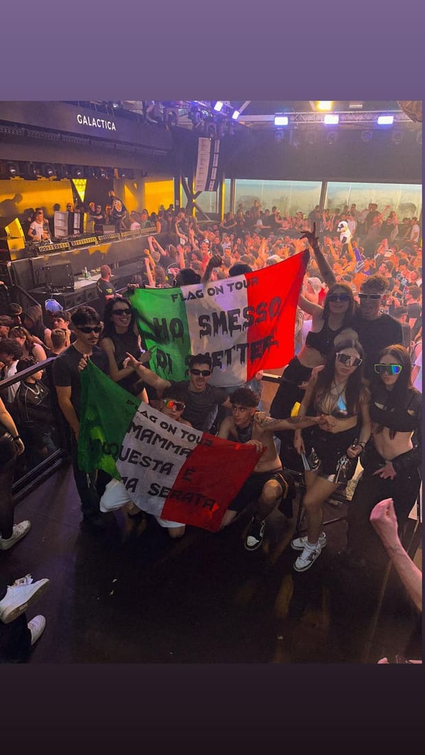 Bandiere Flag On Tour al Galactica